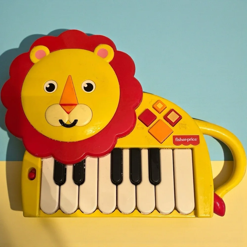 Fisher-Price Lion Piano Musical Toy Keyboard Yellow Red Sound Works